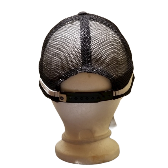 ROXY Black & White Unisex Trucker Hat - Picture 5 of 12